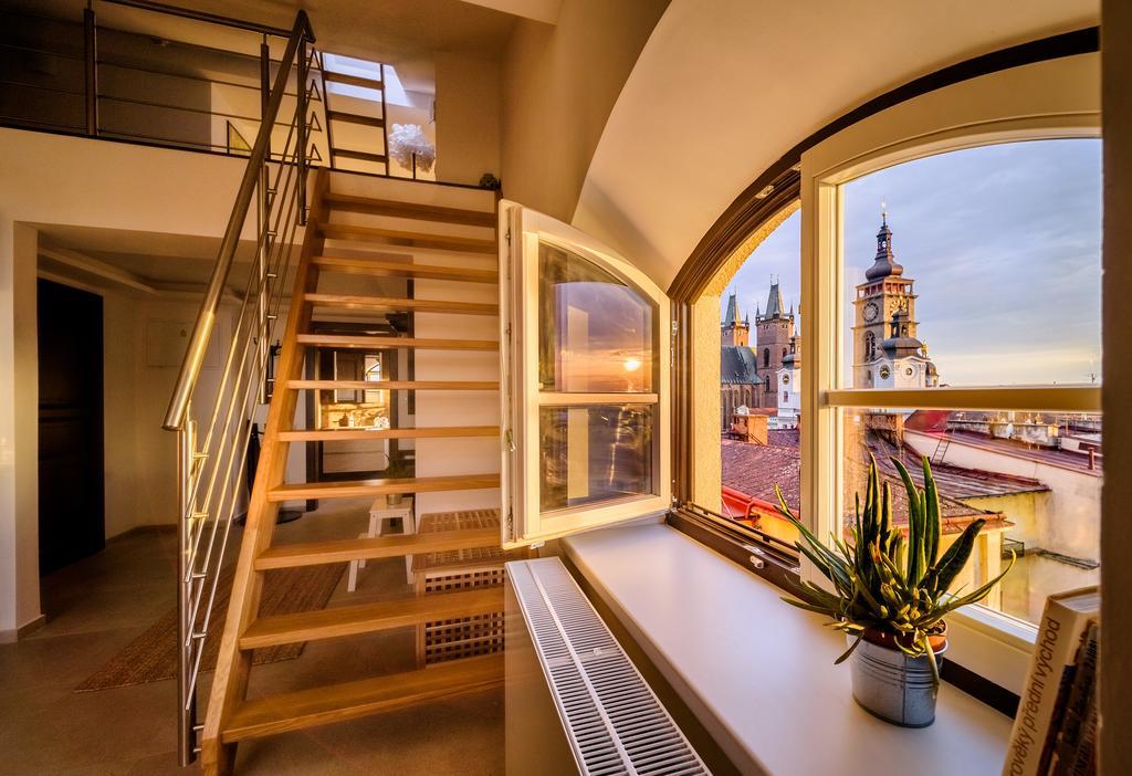 Rooftop Triplex Apartment In Centre Hradec Kralove Exterior photo